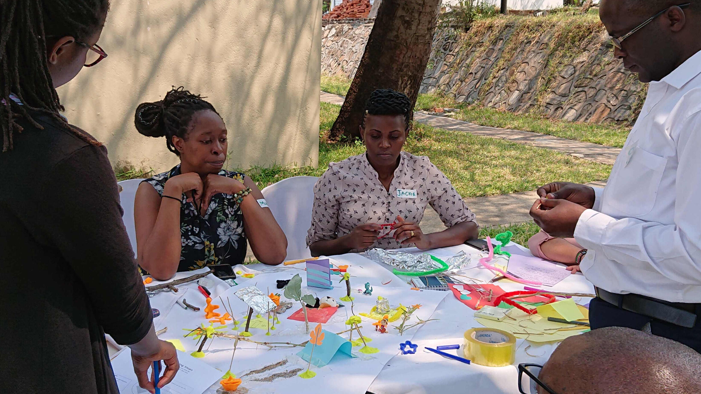 Using creative methods to share knowledge and find alignment